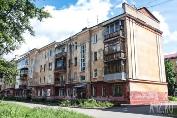 Фото: Смотреть грустно»: кемеровчане просят обновить фасады домов в центре Кировского района 2