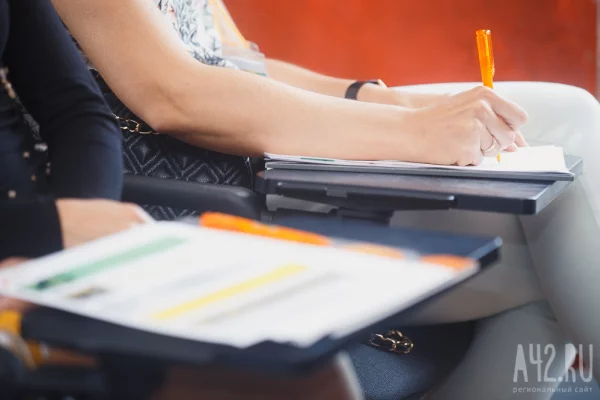 Эксперты назвали страны с самой короткой рабочей неделей