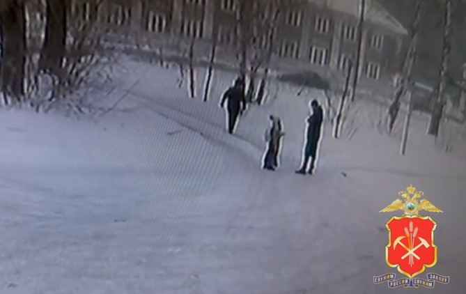 В Кемерове рецидивист угрожал 8-летней девочке, чтобы украсть её телефон