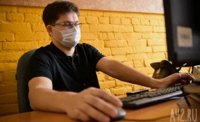 Учёный рассказал, как долго россиянам придётся носить маски