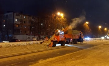 Фото: В Кемерове дорожные службы будут работать в круглосуточном режиме в дни новогодних праздников 1