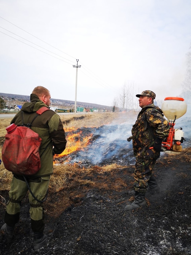 В Кузбассе зафиксировали 57 возгораний почвы за день