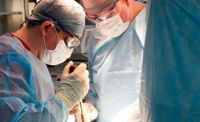 В Кузбассе хирурги провели сложную операцию и спасли 69-летнюю пациентку с гигантской кистой
