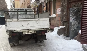 Фото: В Кемерове водителя грузовика оштрафовали после сигнала в «Мобильный патруль» 1