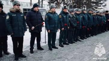 Фото: В Кузбассе открыли памятник погибшим горноспасателям 3
