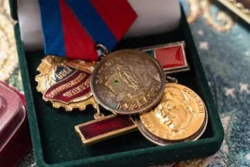 Фото: В Кемерове с 90-летием поздравили доктора Маргариту Кутепову 2