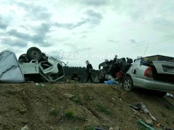 Фото: В Бурятии в страшном ДТП погибла семья из Кемеровской области 1