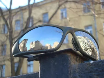 Фото: Кузбассовец продавал в интернете шпионские солнцезащитные очки 1