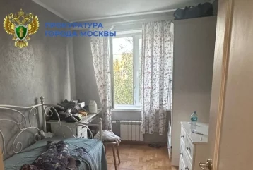Фото: В Москве на Чертановской улице 5-летний мальчик выпал из окна 9 этажа 1