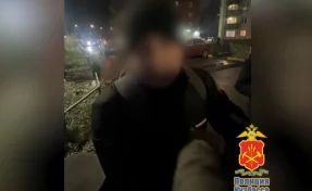 Токарь из Новокузнецка поджёг полицейскую машину и подстанцию по наводке мошенников