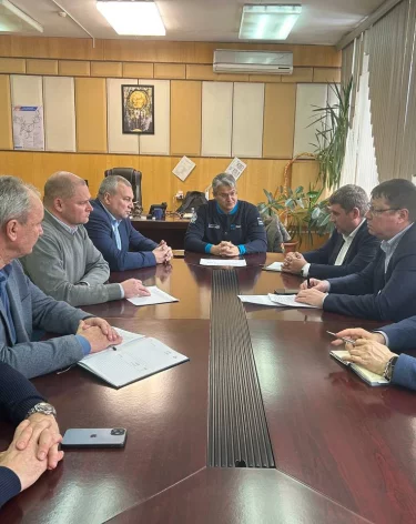 Власти: в Новокузнецке 35% автобусов «ПитерАвто» не выходят на линию ежедневно