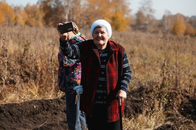 Фото: В Новокузнецке неравнодушные жители высадили 20 000 деревьев 3