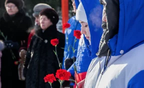 В Кузбассе к 80-летию снятия блокады Ленинграда провели мероприятия, торжественные митинги и возложили цветы
