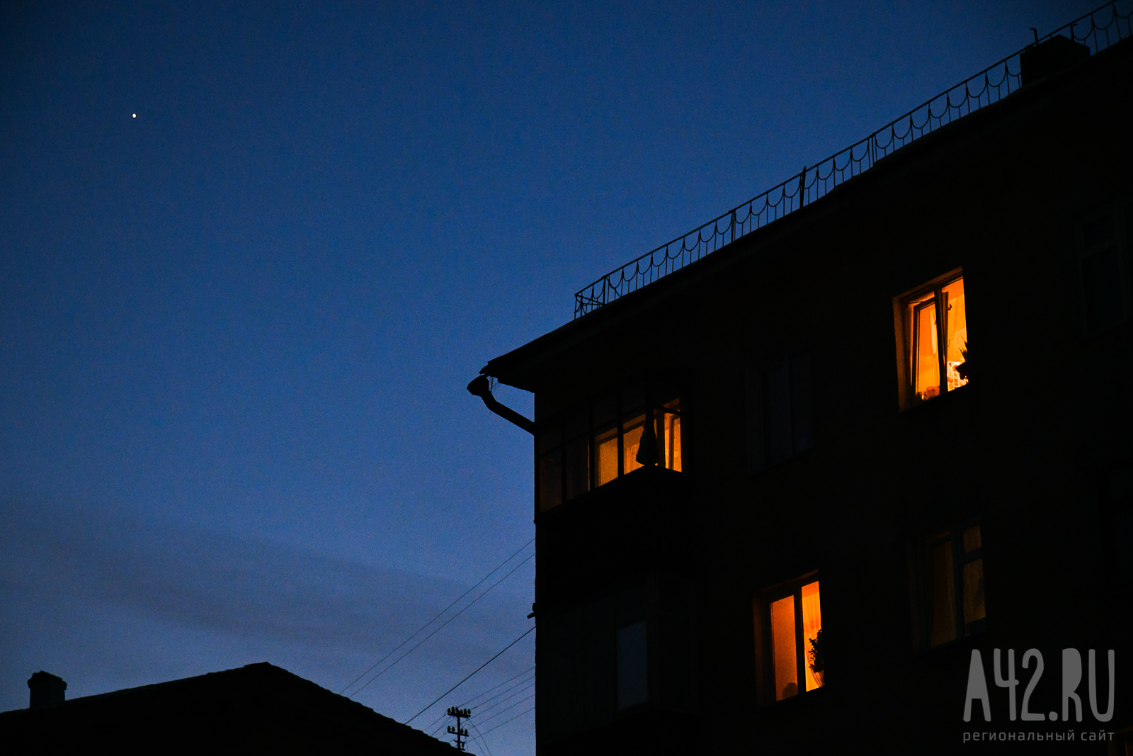 В Кемерове подростки 12 и 13 лет ночевали на крыше: в полиции прокомментировали ситуацию
