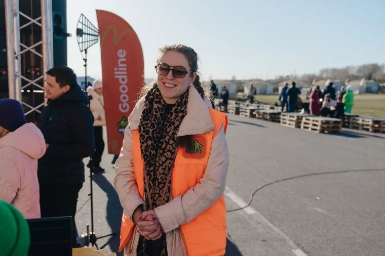 Фото: 10 000 новых деревьев в Новокузнецке: как прошёл масштабный экопраздник от Goodline 16