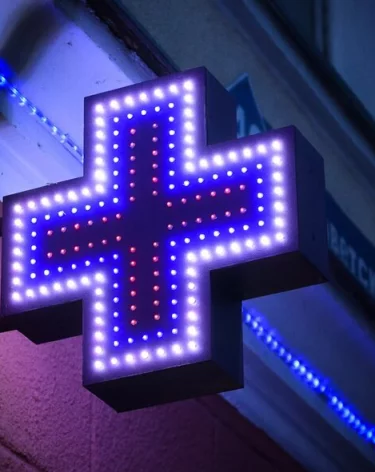 Минпромторг предложил ввести обязательную маркировку на шприцы и презервативы