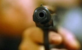 В Новокузнецке полицейский выстрелил в 25-летнего мужчину