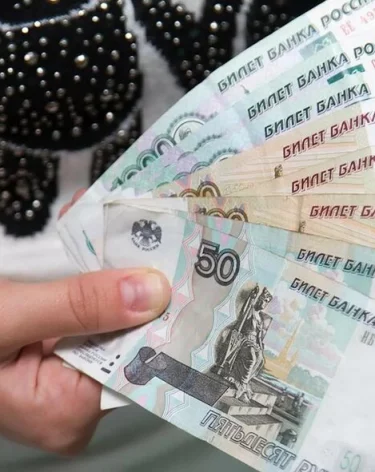 Медсестра санатория выплатит трём пострадавшим 9 млн рублей за заражение гепатитом и ВИЧ