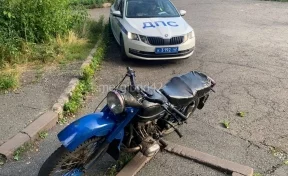 В Таштагольском районе задержали мотоциклиста со множеством нарушений