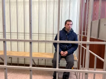 Фото: В Канске отца 3 убитых матерью детей арестовали на 2 месяца 1