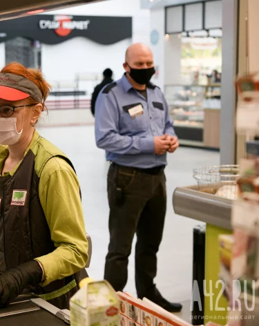 Госдума приняла закон, разрешающий проверку возраста на кассе с помощью MAX