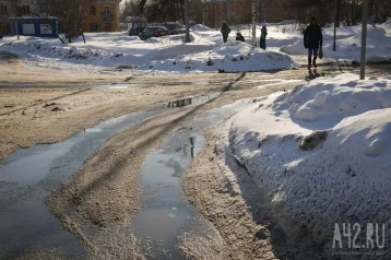 Фото: «Снежная каша»: кемеровчанам ответили на комментарии про неубранные дороги 1