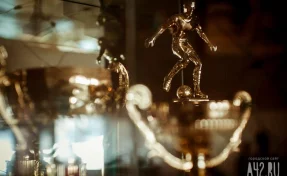 19-летний футболист умер после матча, с поля его унесли на носилках