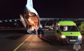 Двух пострадавших при взрыве на предприятии в Копейске спецборт МЧС доставил в Нижний Новгород