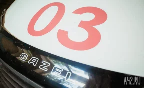 В Москве обрушились строительные леса, под завалами могут находиться люди