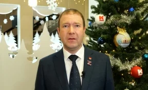 Мэр Кемерова Дмитрий Анисимов поздравил горожан с Новым 2025 годом