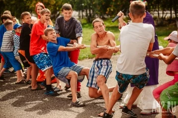 Фото: Власти Кузбасса сократили расходы на детский отдых 1