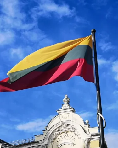 Литва запретила Моргенштерну* въезд на 10 лет