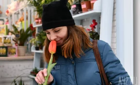 Кемеровчанки рассказали, чего хотят на 8 Марта и что на самом деле получают
