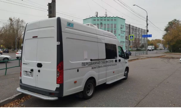 Передвижная лаборатория проверила качество воздуха в Кемерове и Новокузнецке