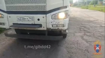 Фото: В Кемерове на улице Антипова водитель грузовика попался со скрытым госномером 1
