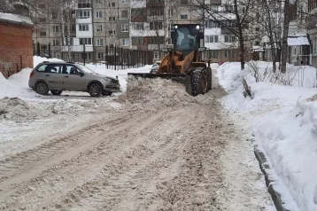Фото: Илья Середюк рассказал об уборке снега на кемеровских улицах 1