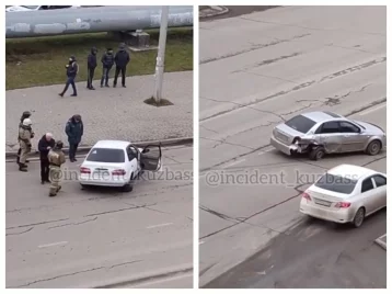 Фото: Две иномарки столкнулись возле крупного гипермаркета в Кемерове 1