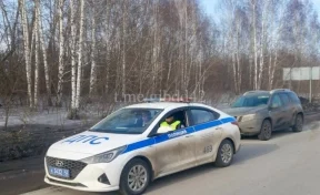 Севший за руль водитель без прав попытался обмануть сотрудников ДПС в Кузбассе
