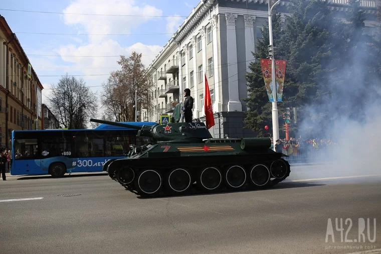 Фото: Марш с Т-34, «Зарница» и салют: куда пойти в Кемерове на День Победы — 2024 2