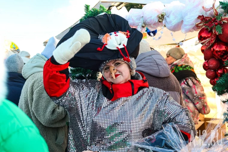 Фото: Как я ездил на «ПельменьФест» в посёлок под Прокопьевском, ел пельмени из чайника и проиграл в сборке мясорубки на скорость 11