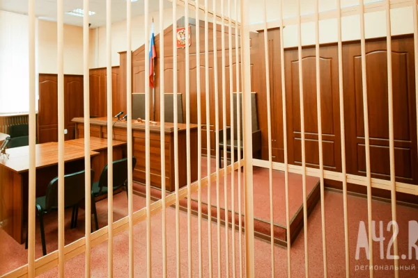 Актёр из «Склифосовского» Левда получил три года колонии за избиение матери