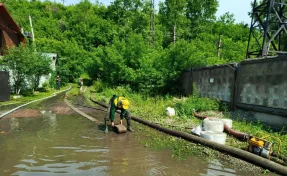 «Работают две помпы»: мэр Новокузнецка рассказал, что происходит в подтопленном микрорайоне Абашево