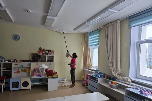 В Кемерове в детском саду протекла крыша из-за резкого таяния снега