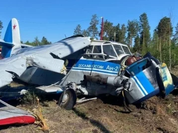 Фото: Восемь человек пострадали при жёсткой посадке самолёта в Чите 1