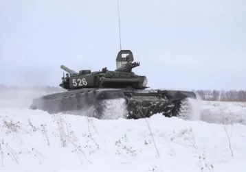 Фото: В Кузбассе уничтожение танками «противника» сняли на видео 1