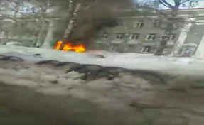 Стали известны подробности ЧП со сгоревшим в Кемерове автомобилем