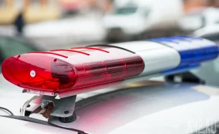 Кузбассовец поджёг полицейский автомобиль и был пойман очевидцами