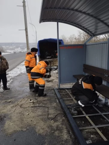 Фото: В Кемерове на трёх улицах установили новые остановочные павильоны 2