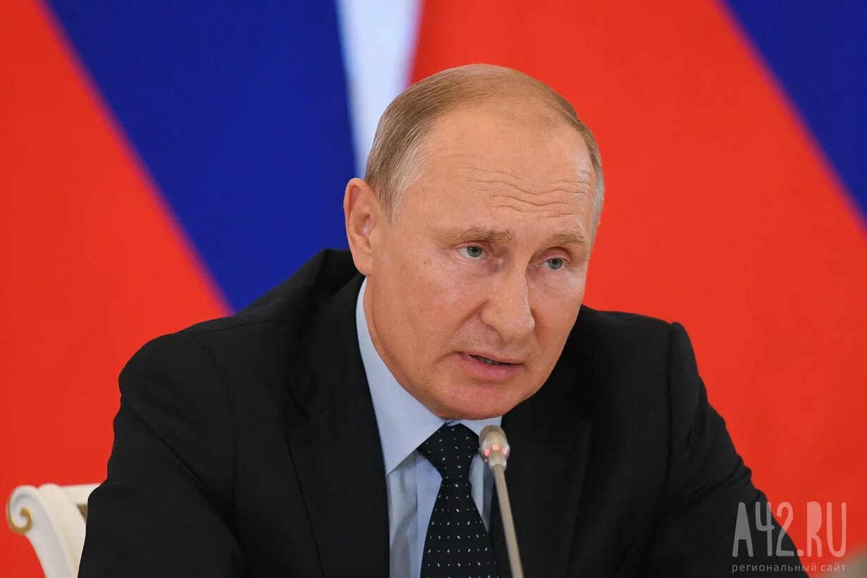 Американский журналист Такер Карлсон возьмёт интервью у Владимира Путина 