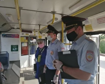 Фото: «Выявили более 1 000 нарушителей»: Илья Середюк рассказал о проверках общественного транспорта 1